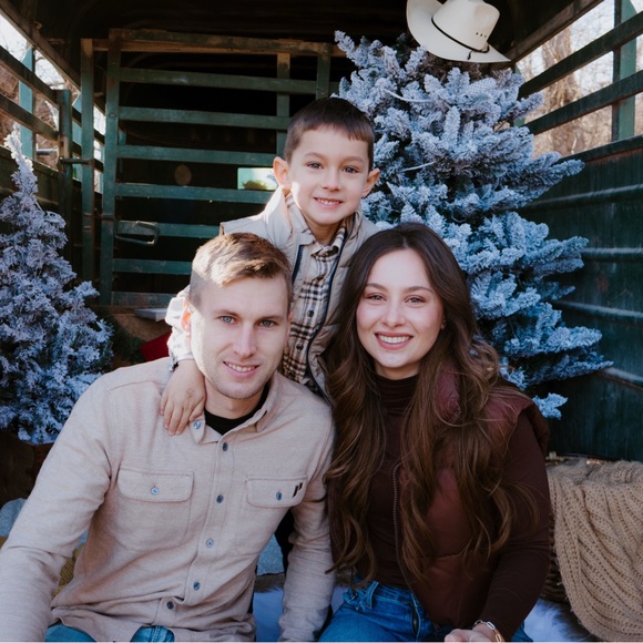 Meet your Posher, Brytnee - Picture 1 of 1